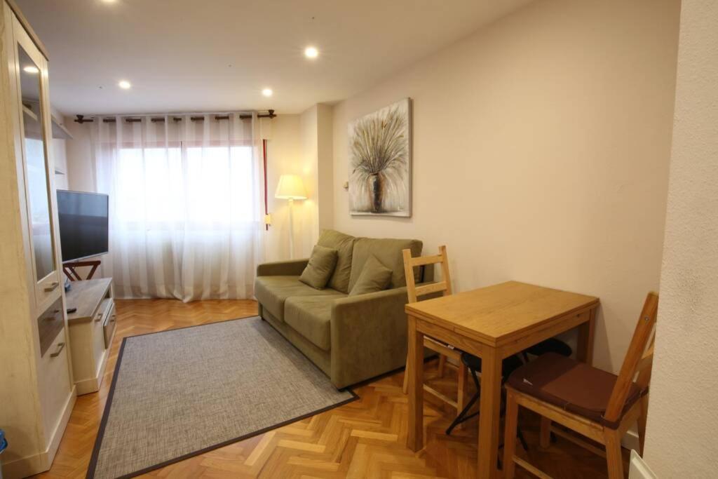 Apartamento Oviedo Las Palomas Exteriér fotografie